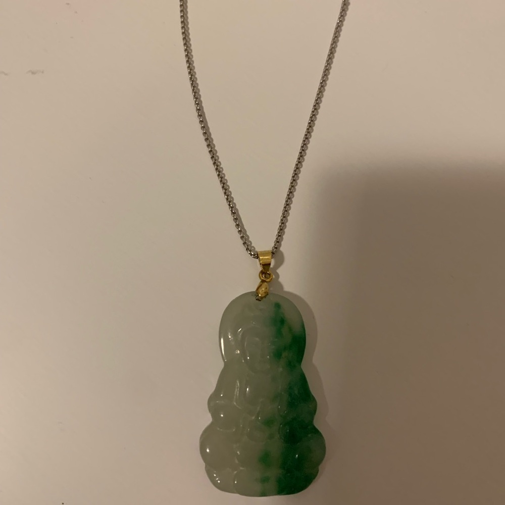 Nice jade necklace for sale